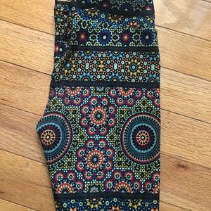 Lularoe medallion leggings